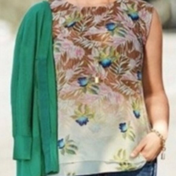 CAbi  size Large Tropical Print Parlor Sleeveless Split Back Blouse #5216 - Picture 3 of 8